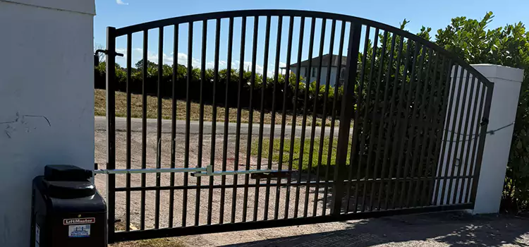 Driveway Fence Repair Sterling